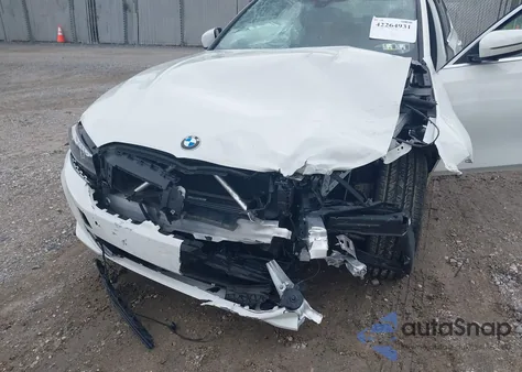 2024 BMW 3 Series 330I xDrive z USA, uszkodzony, nr VIN 3MW89FF05R8D96283